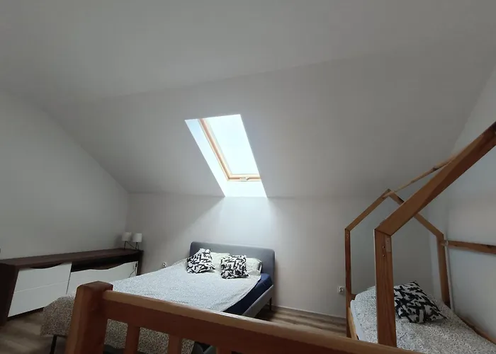 Pensión Marta I Michał 3*